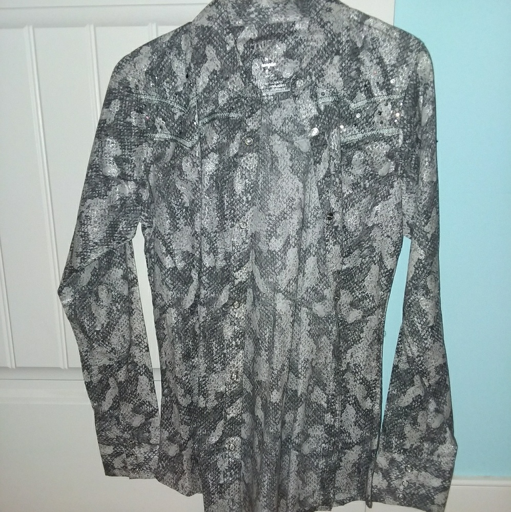 Rock by Wrangler snake print button up